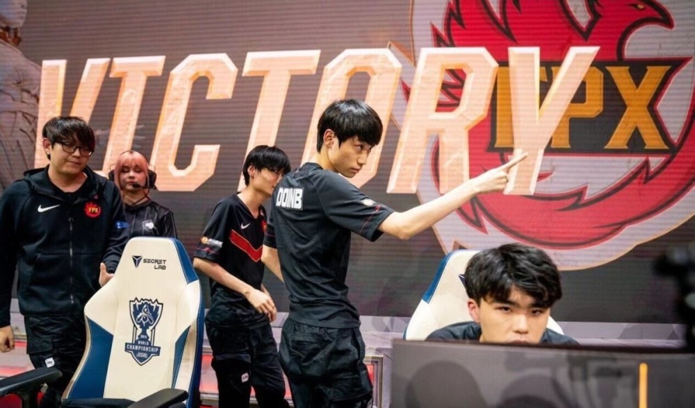 体育中国女排三人入围世联赛最佳阵容